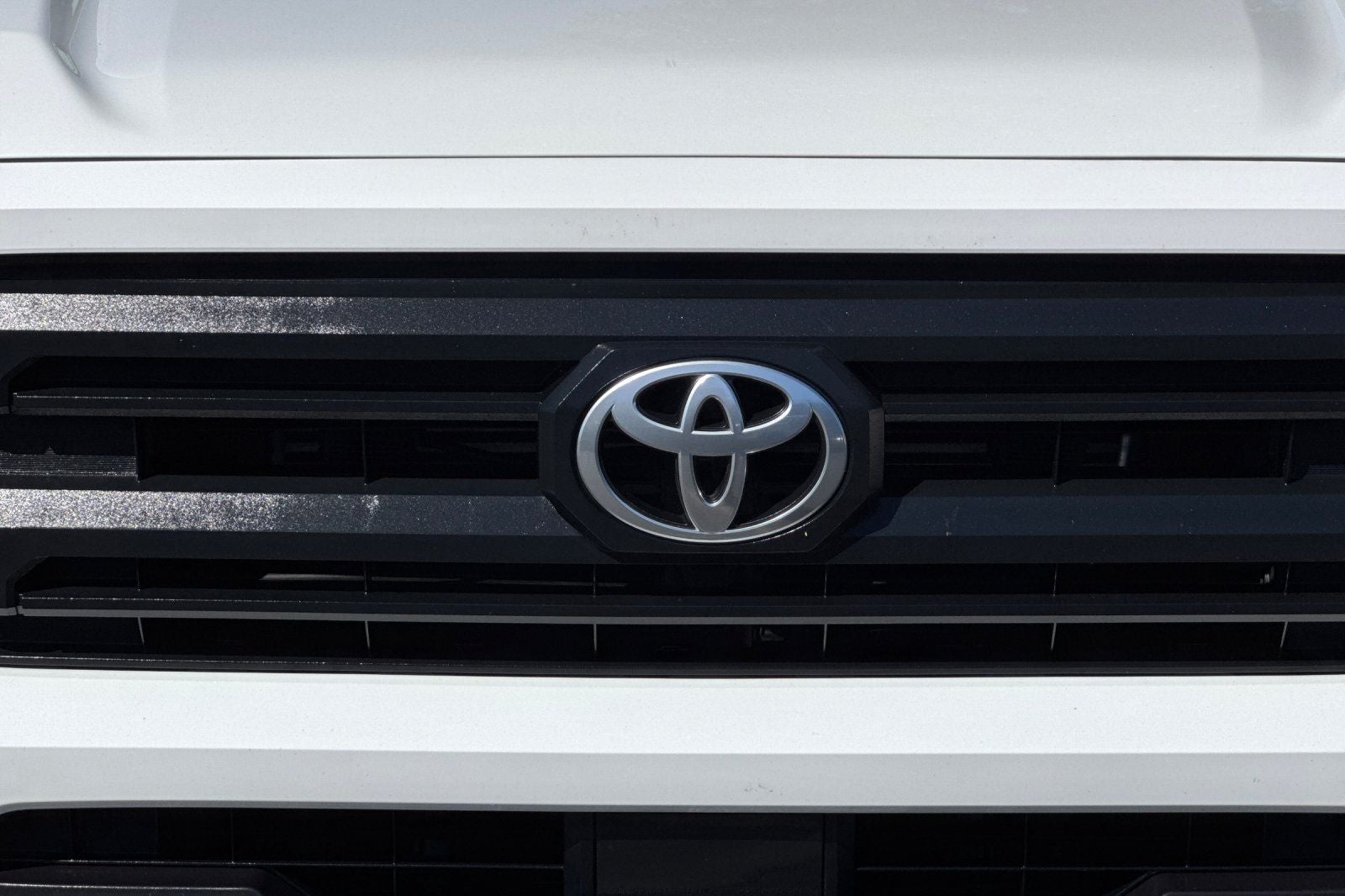 2025 Toyota Tacoma SR5 MEDIUM BED