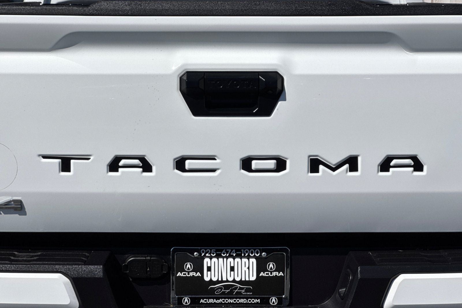 2025 Toyota Tacoma SR5 MEDIUM BED