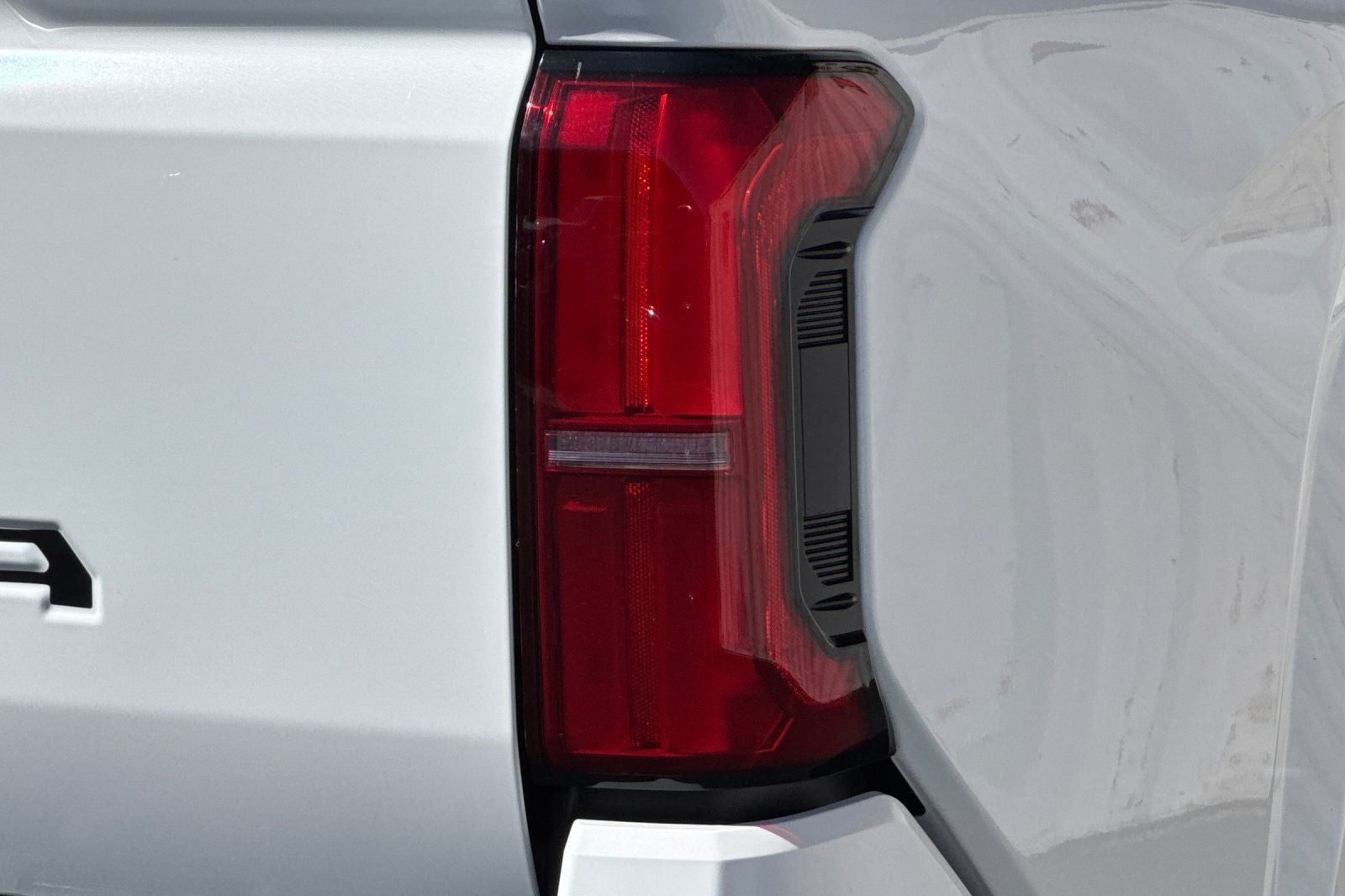 2025 Toyota Tacoma SR5 MEDIUM BED