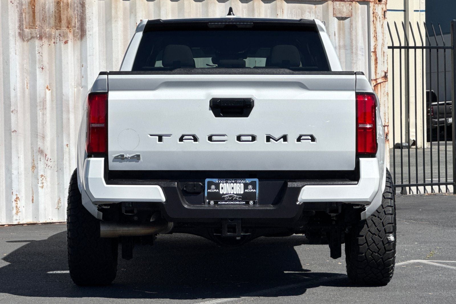 2025 Toyota Tacoma SR5 MEDIUM BED