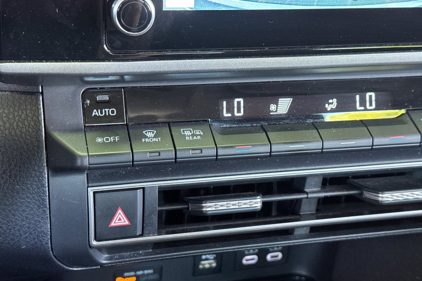 2025 Toyota Camry LE LE