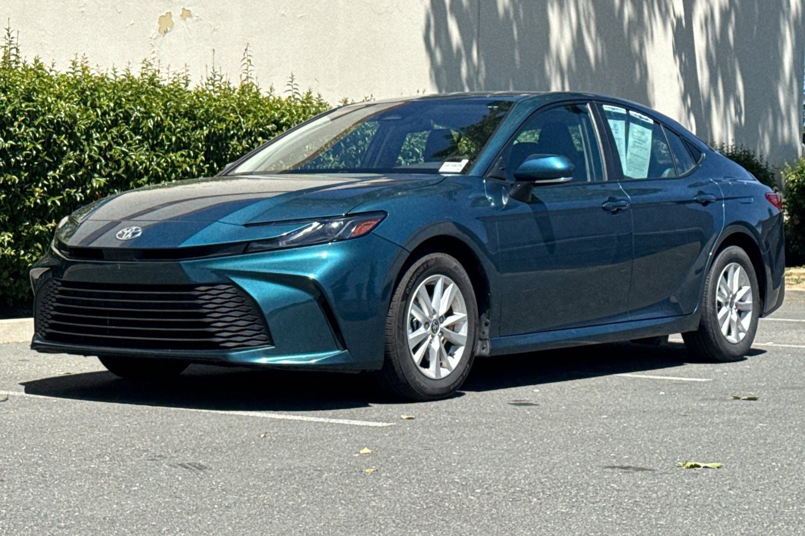 2025 Toyota Camry LE LE