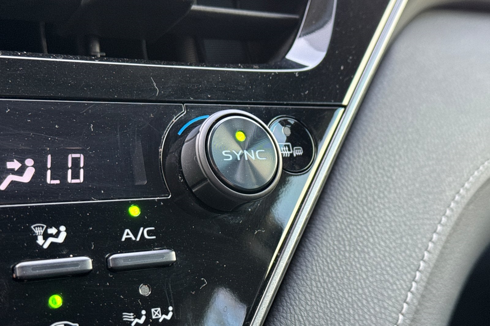 2022 Toyota Camry Hybrid Nightshade NIGHTSHADE