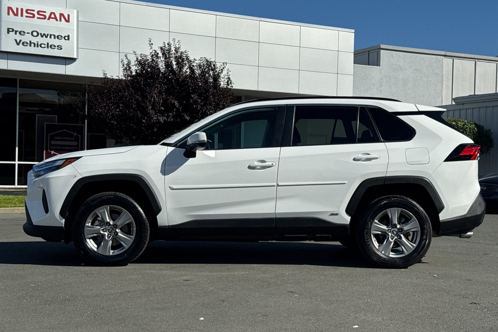 2024 Toyota RAV4 Hybrid LE
