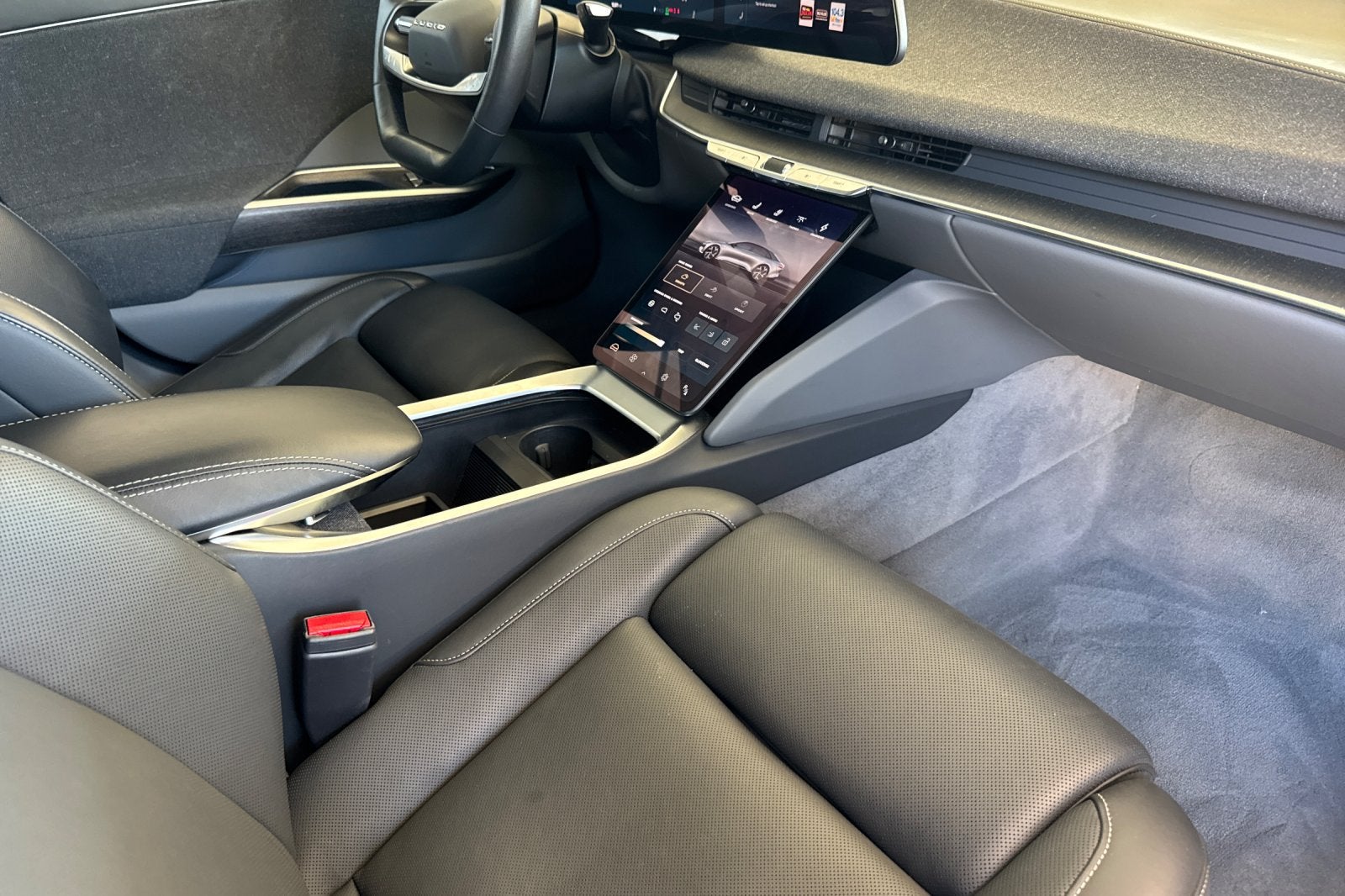 2025 Lucid Air Touring