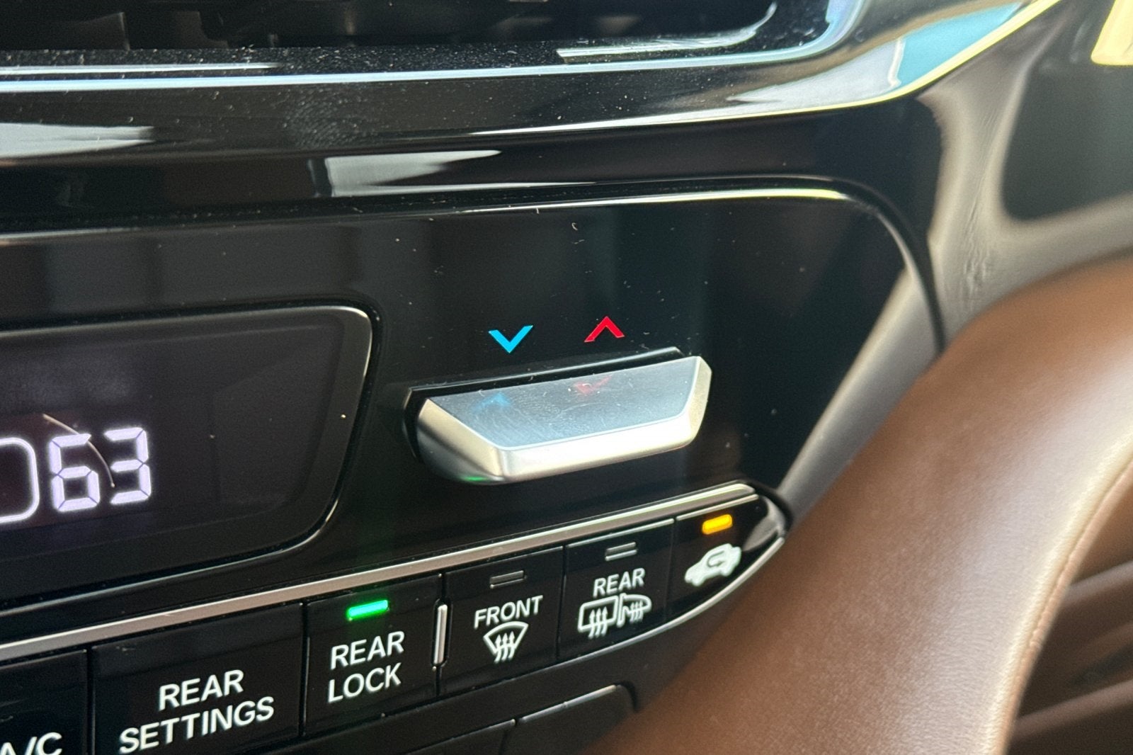 2023 Acura MDX TECH
