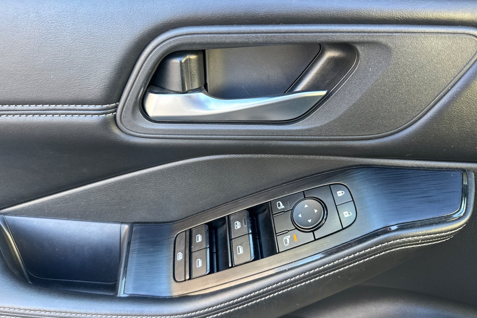 2022 Nissan Rogue SV Premium