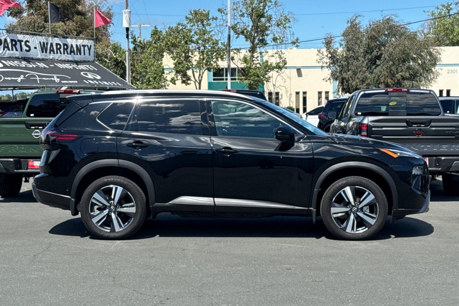 2024 Nissan Rogue SL