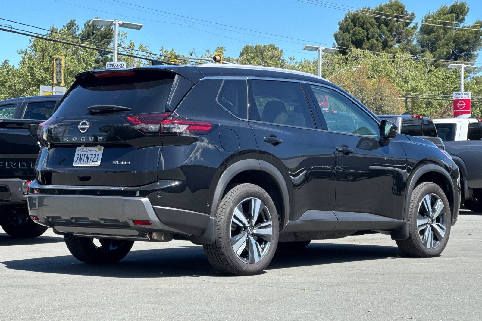 2024 Nissan Rogue SL