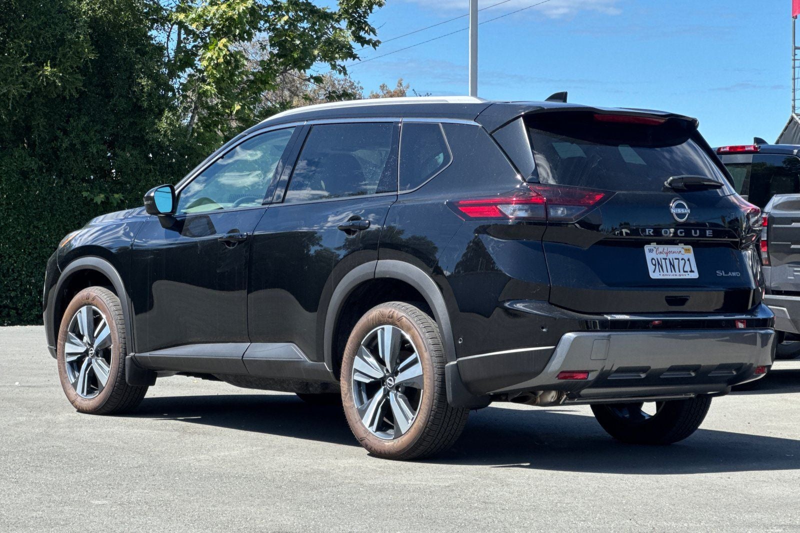 2024 Nissan Rogue SL