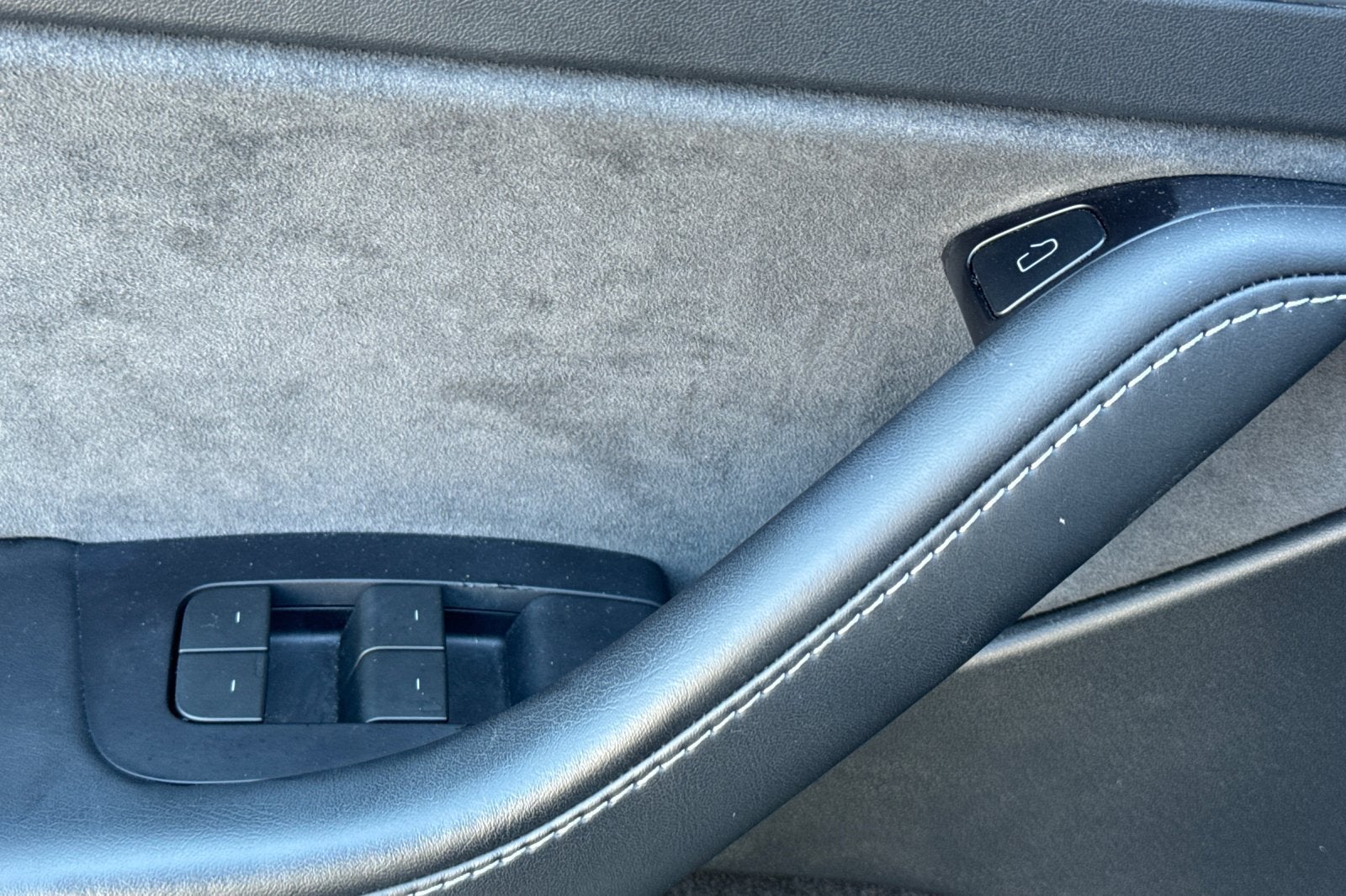 2023 Tesla Model Y Standard Range