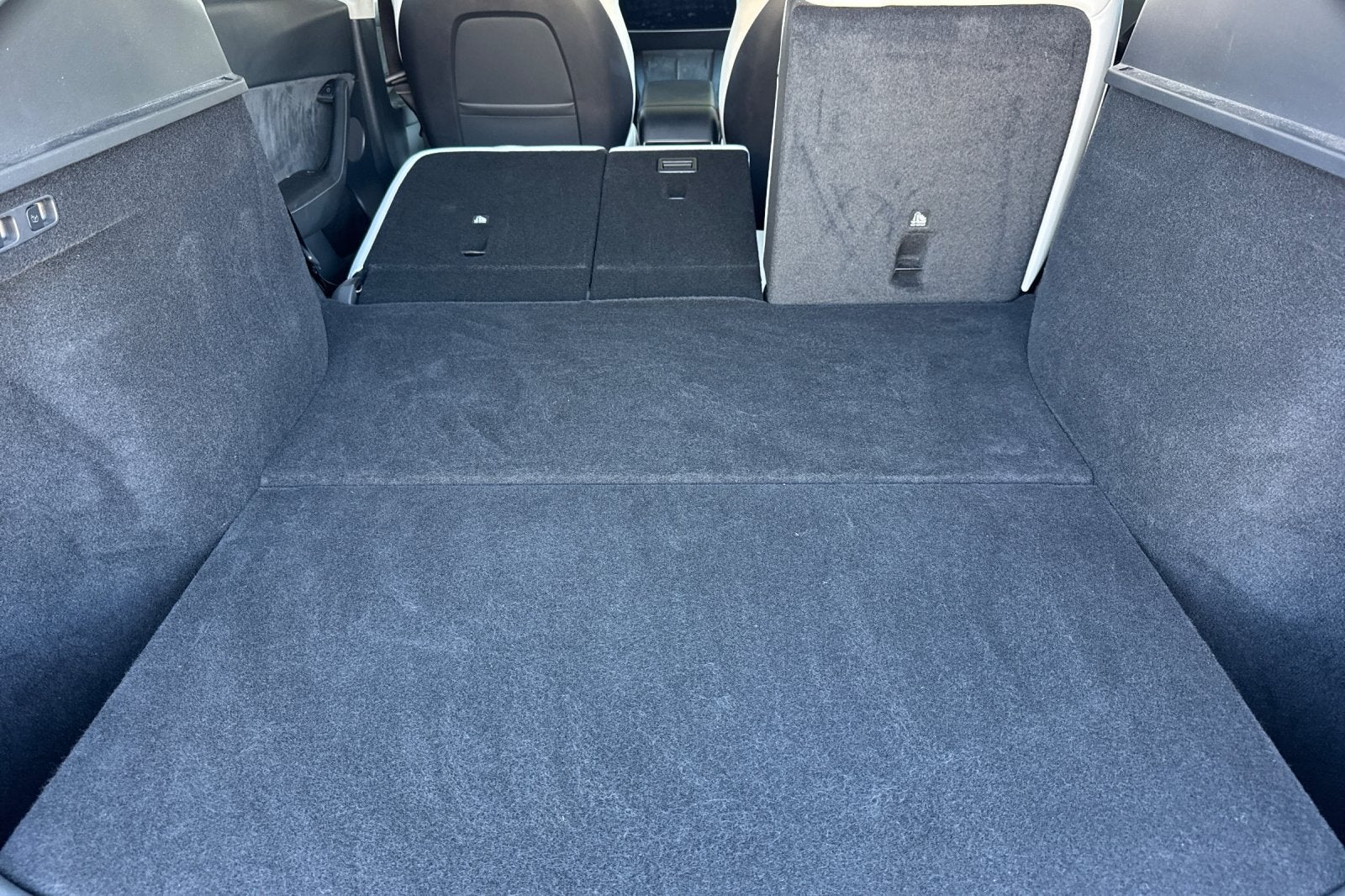 2023 Tesla Model Y Standard Range