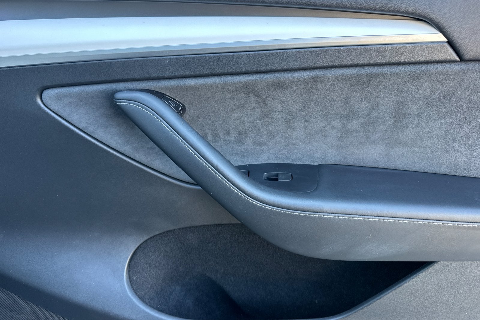 2023 Tesla Model Y Standard Range