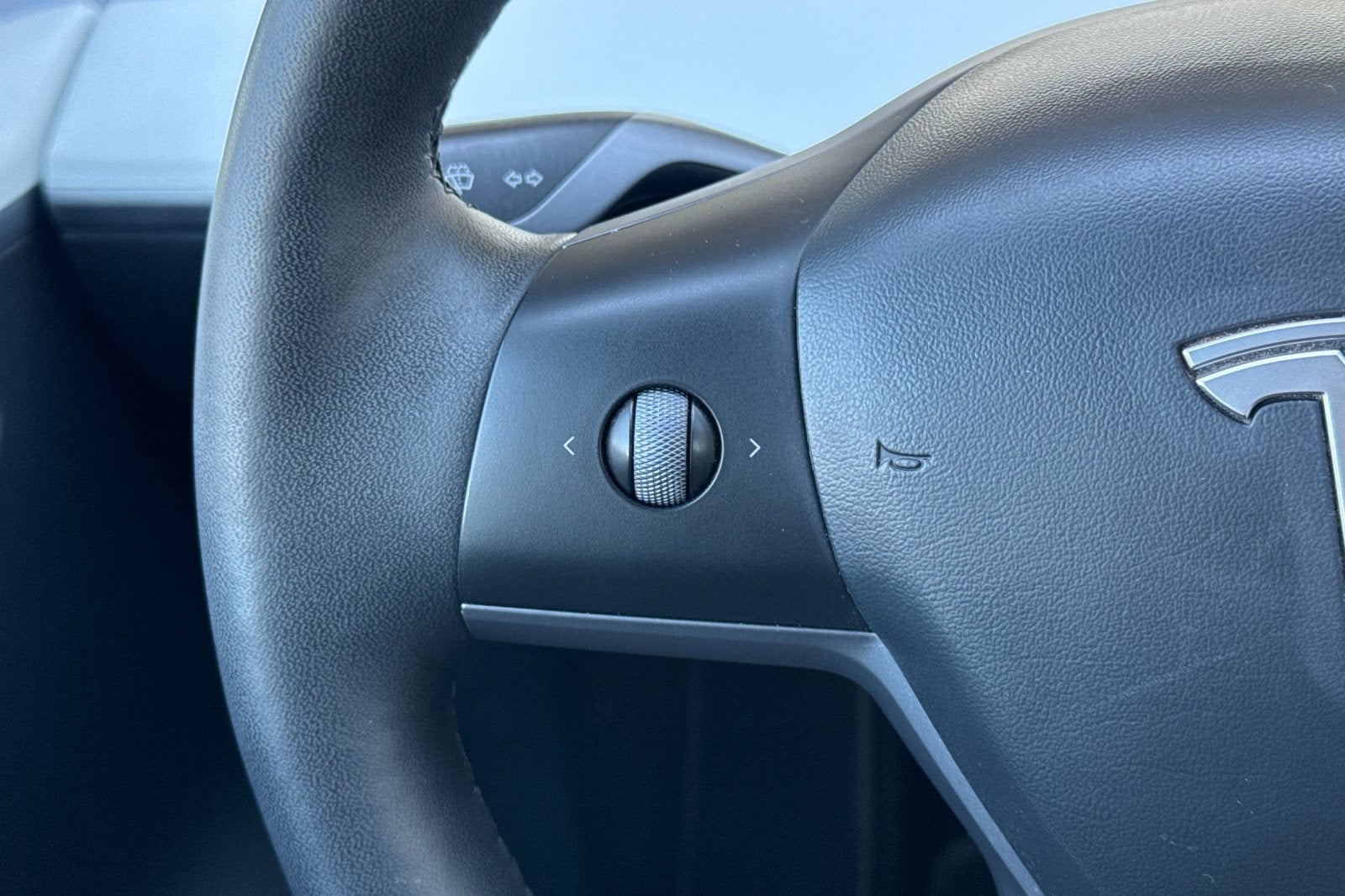 2023 Tesla Model Y Standard Range