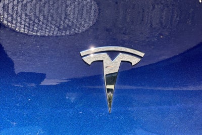 2023 Tesla Model Y Standard Range