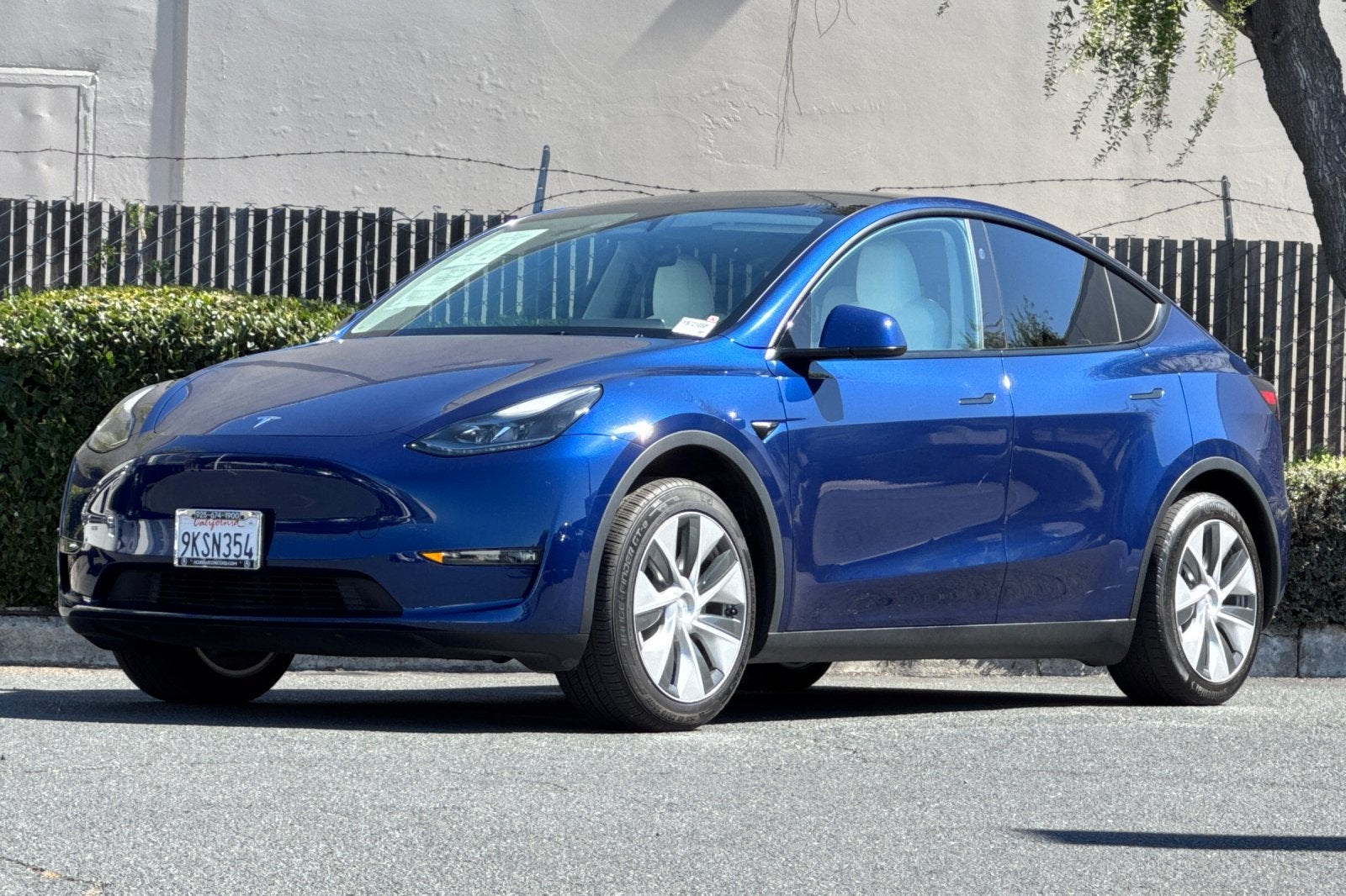 2023 Tesla Model Y Standard Range