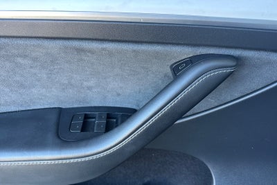 2023 Tesla Model Y Long Range LONG RANGE