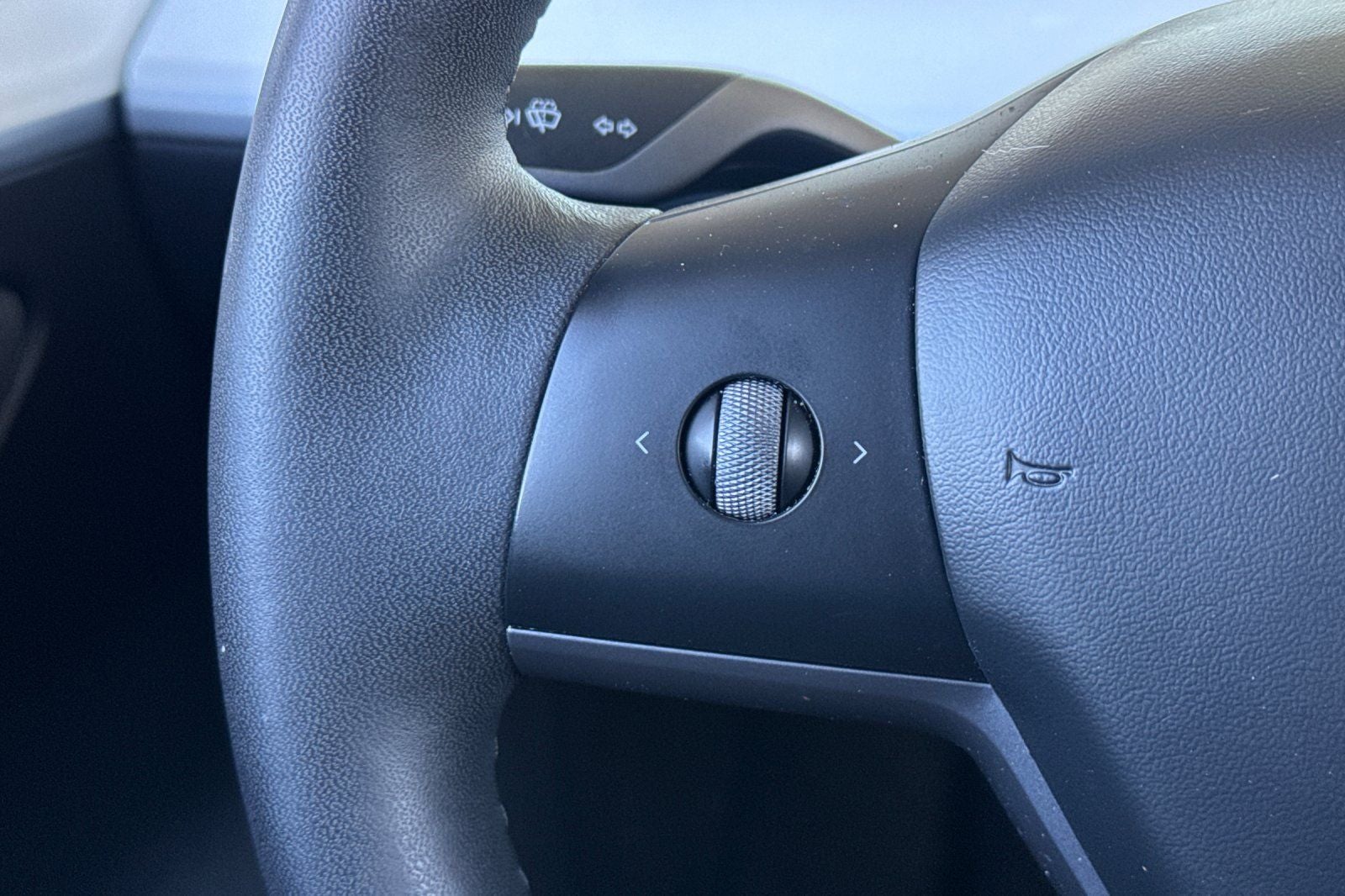 2023 Tesla Model Y Long Range LONG RANGE