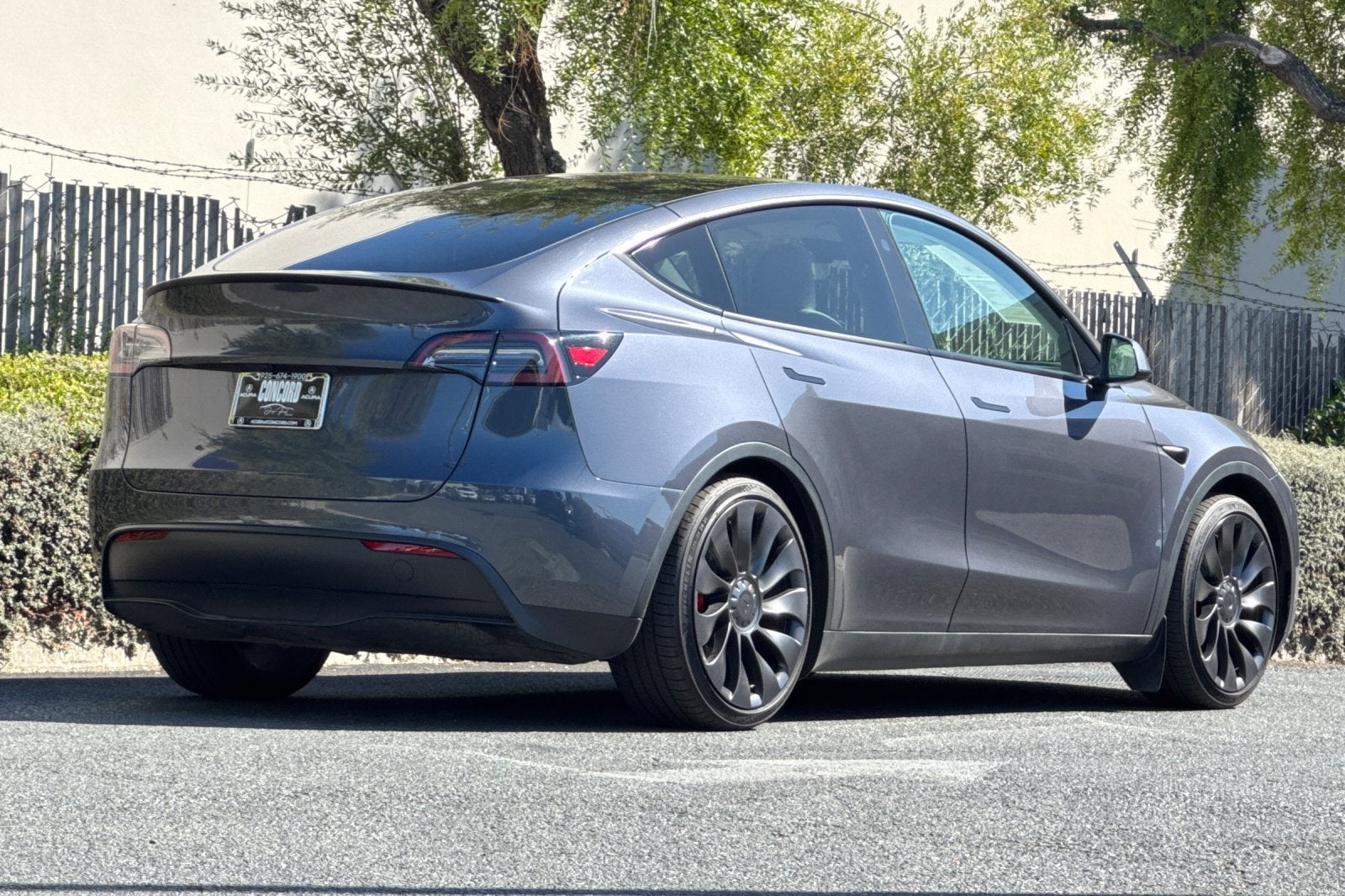 2023 Tesla Model Y Performance