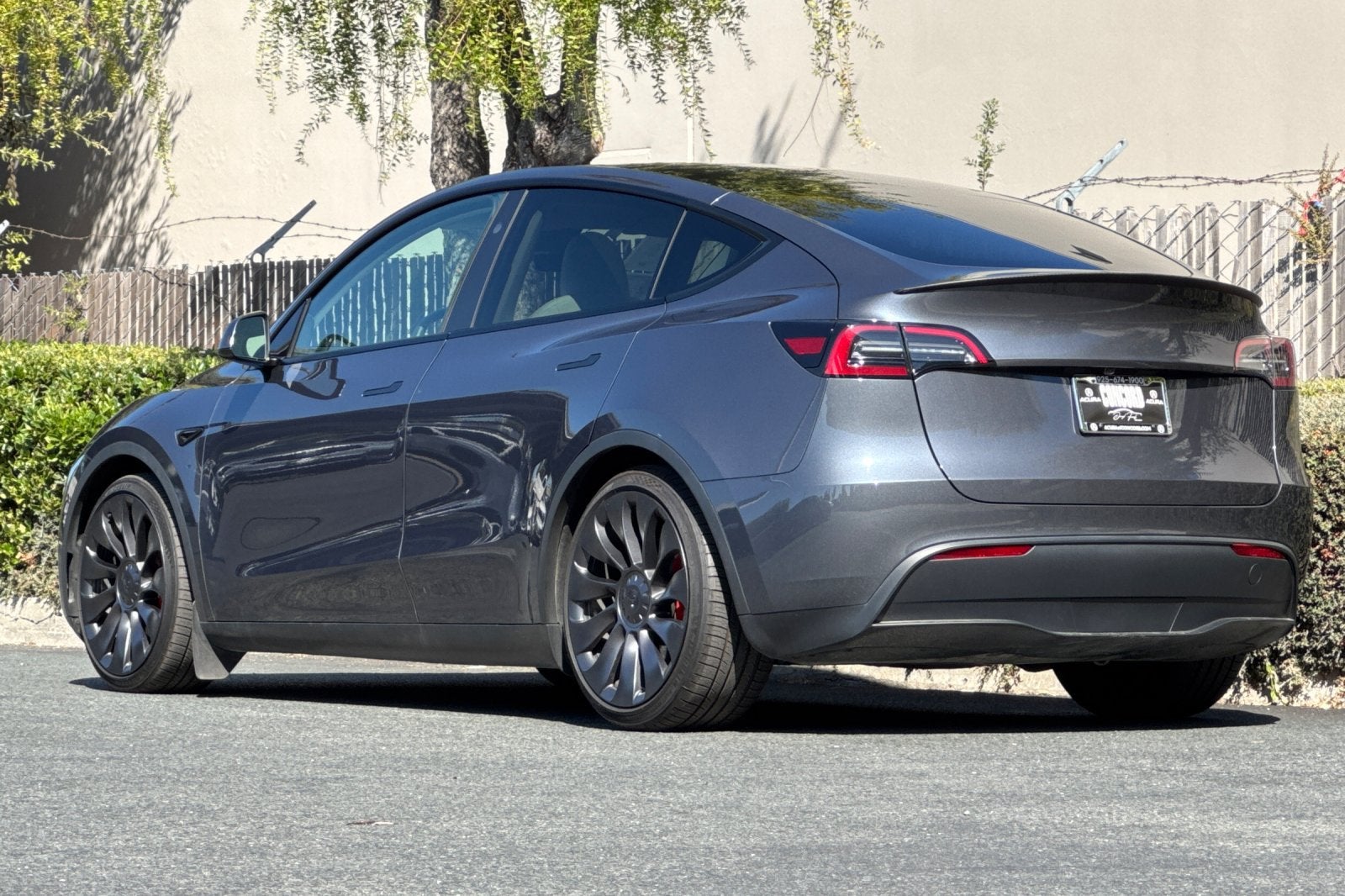 2023 Tesla Model Y Performance