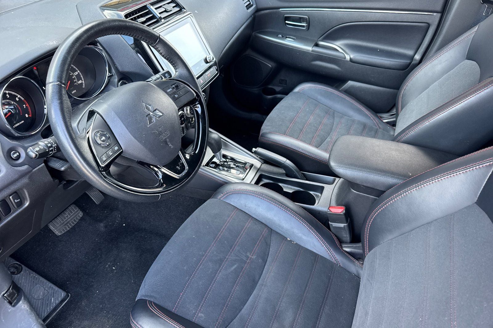 2024 Mitsubishi Outlander Sport SE