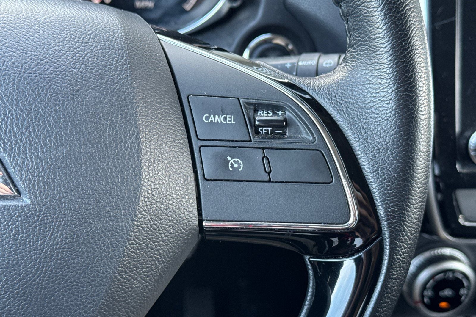 2024 Mitsubishi Outlander Sport SE