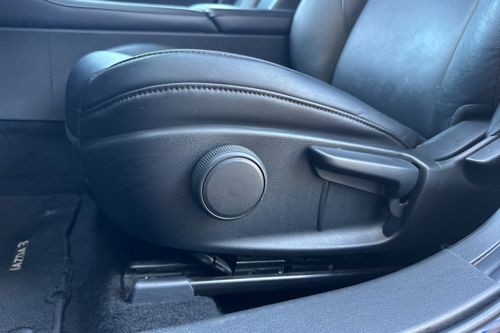 2025 Mazda Mazda3 2.5 S Select Sport