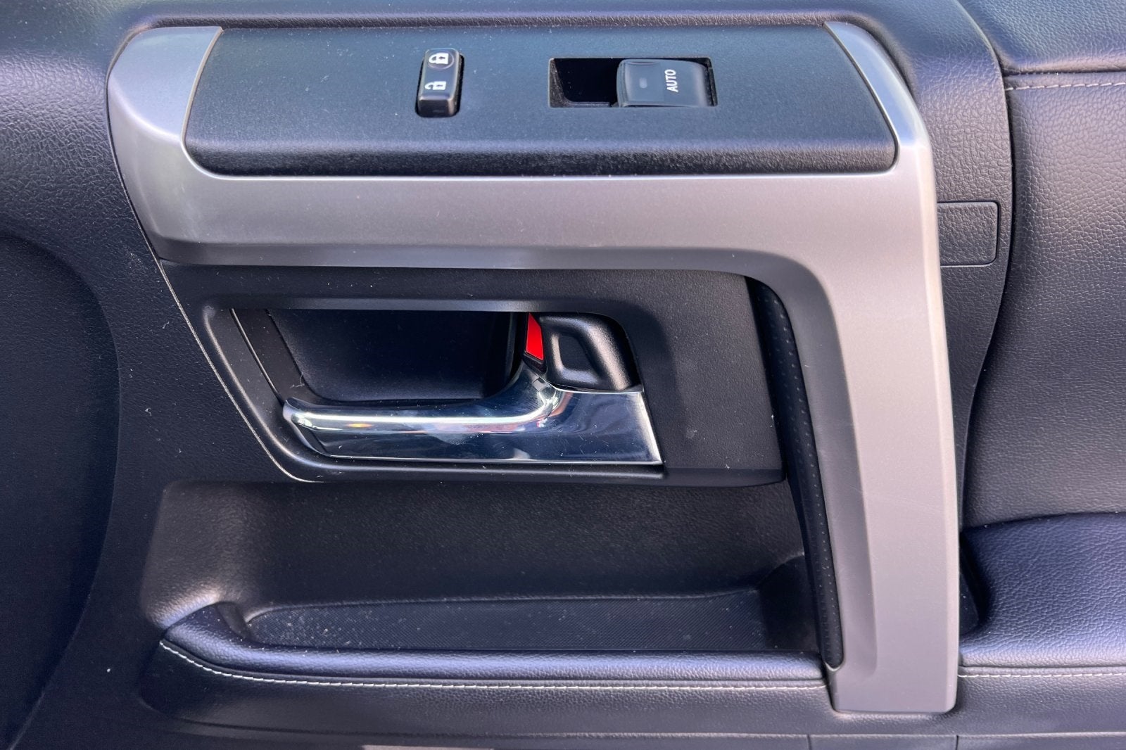 2023 Toyota 4Runner SR5 SR5