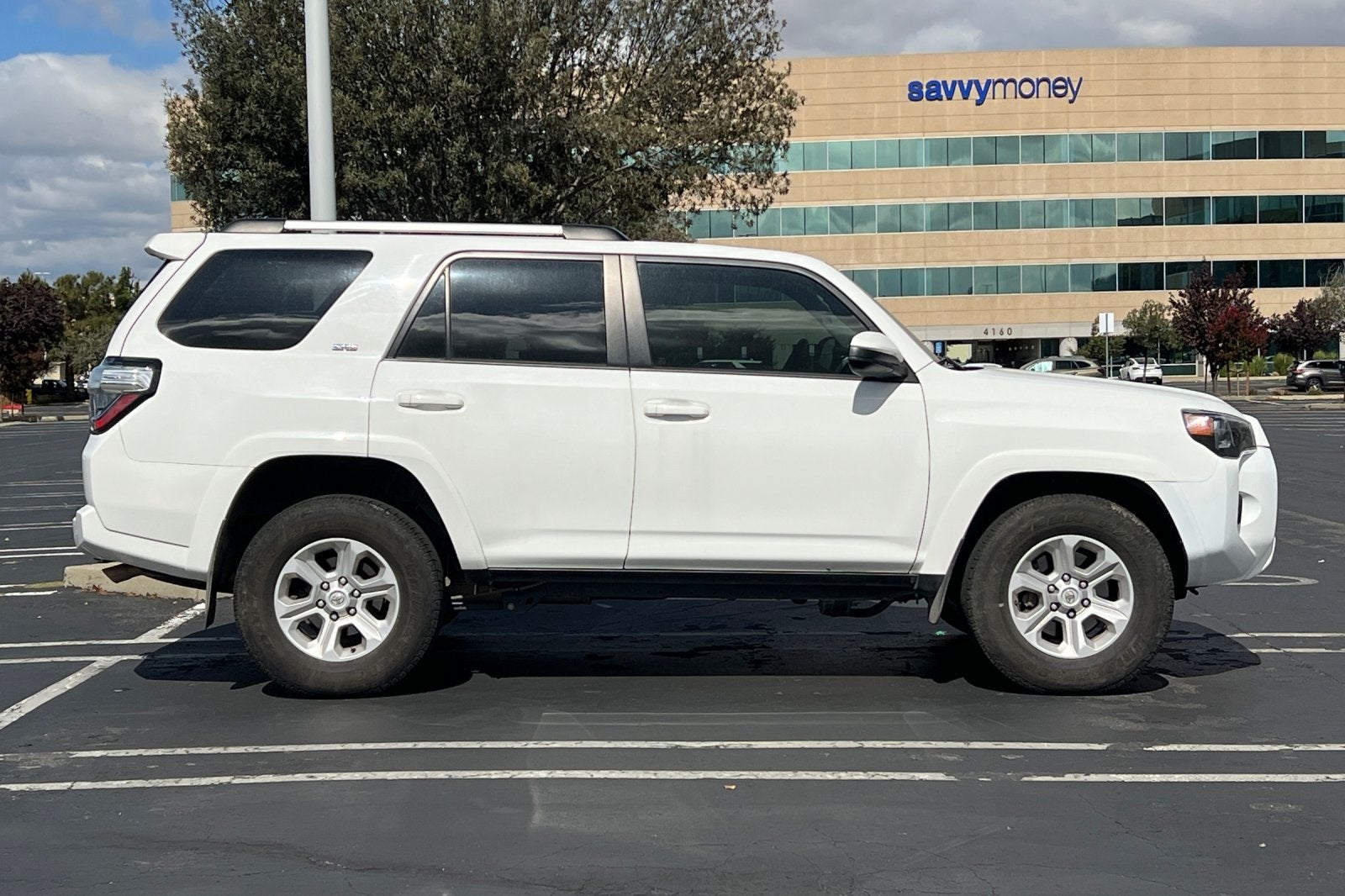 2023 Toyota 4Runner SR5 SR5