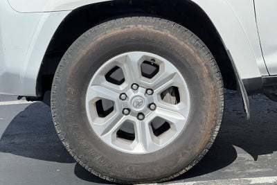 2023 Toyota 4Runner SR5 SR5