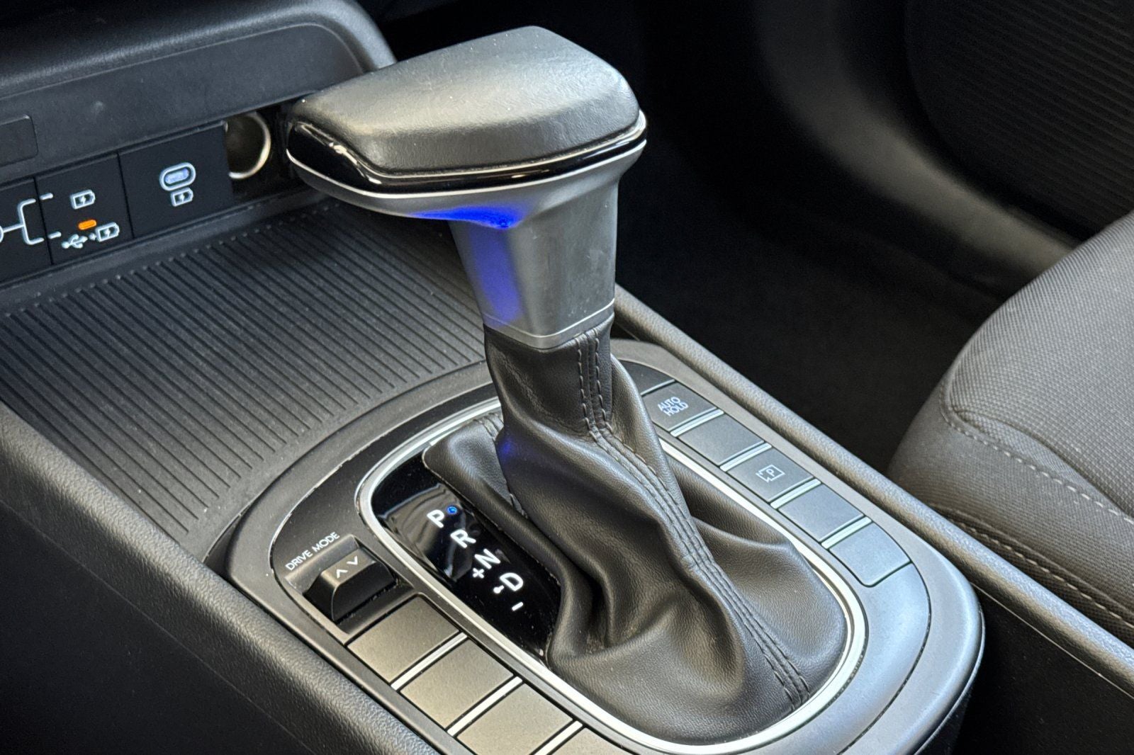 2025 Hyundai Kona SEL SEL