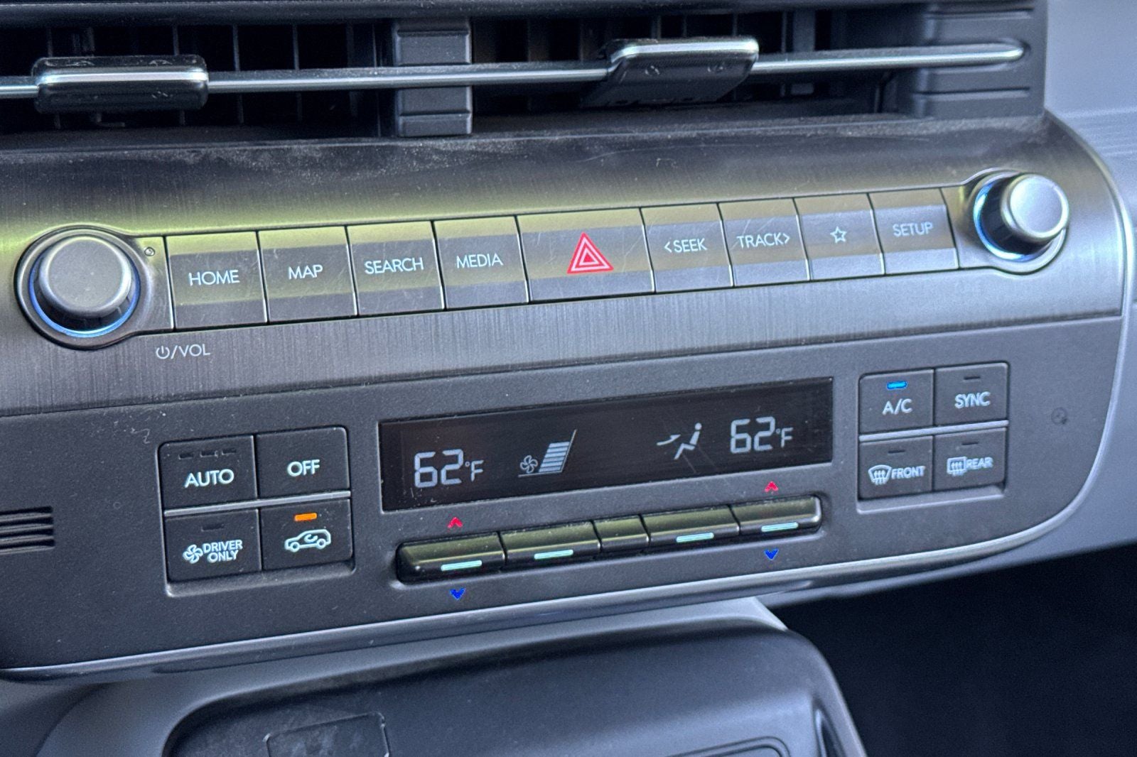 2024 Hyundai Kona Electric SEL
