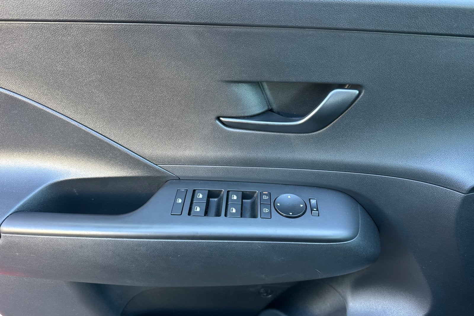 2024 Hyundai Kona Electric SEL