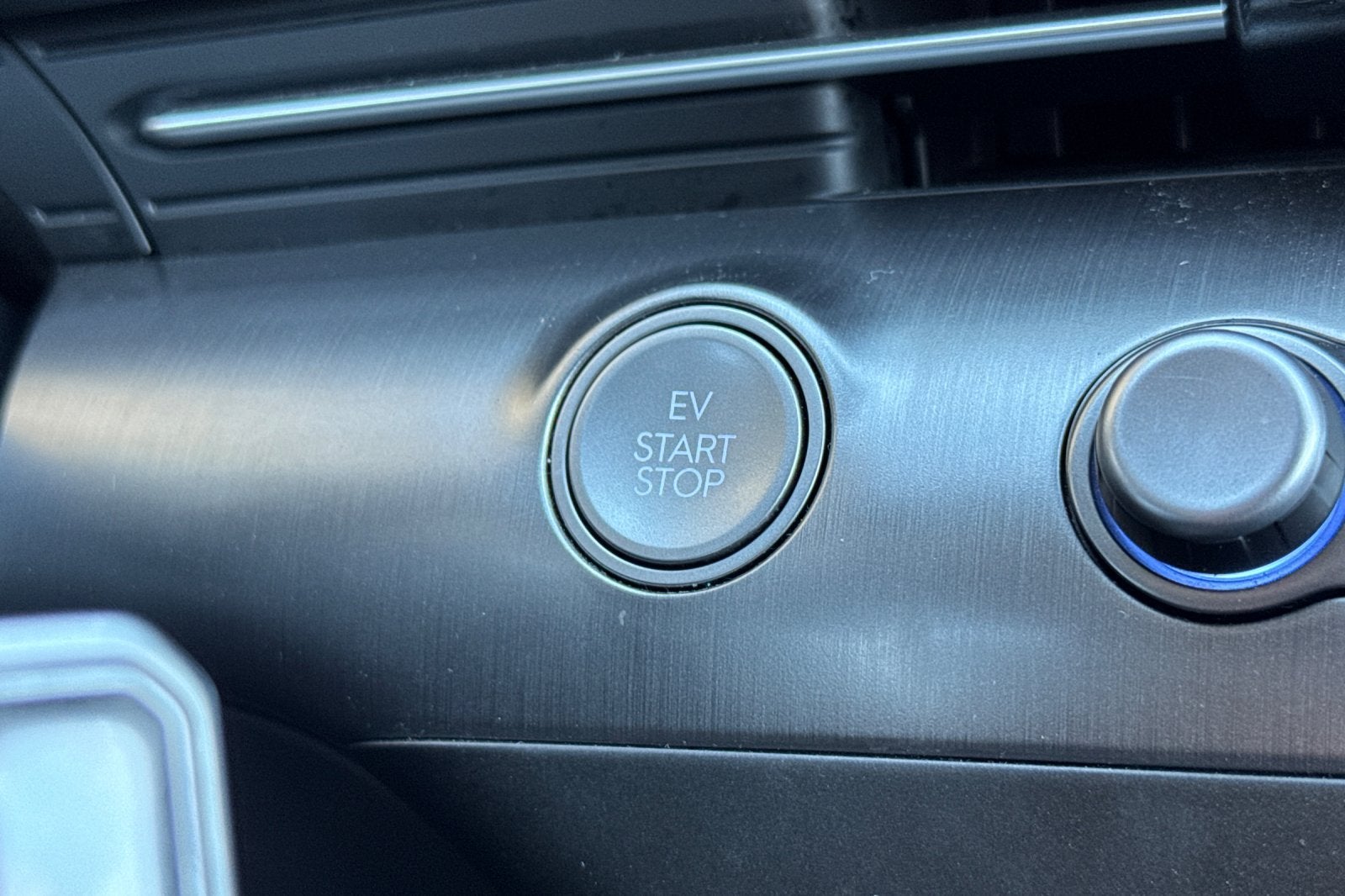 2024 Hyundai Kona Electric SEL
