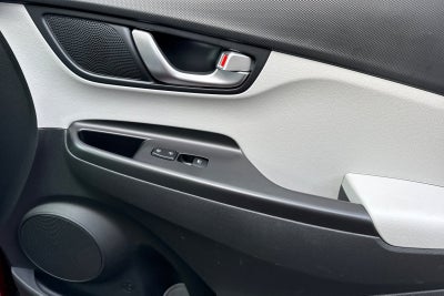 2023 Hyundai Kona Electric SEL