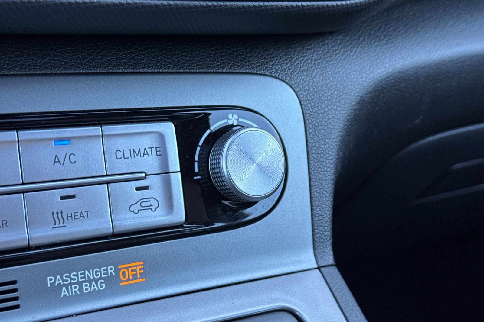 2023 Hyundai Kona Electric SEL