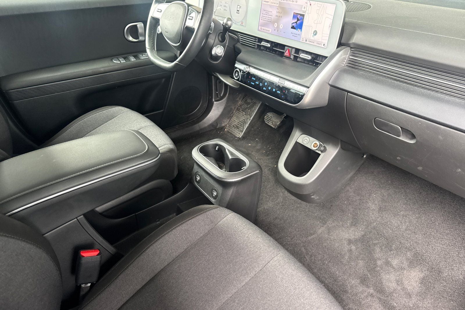 2024 Hyundai IONIQ 5 SE