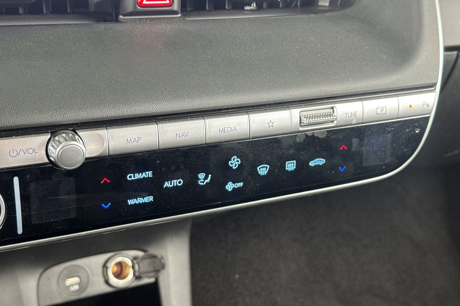 2024 Hyundai IONIQ 5 SE