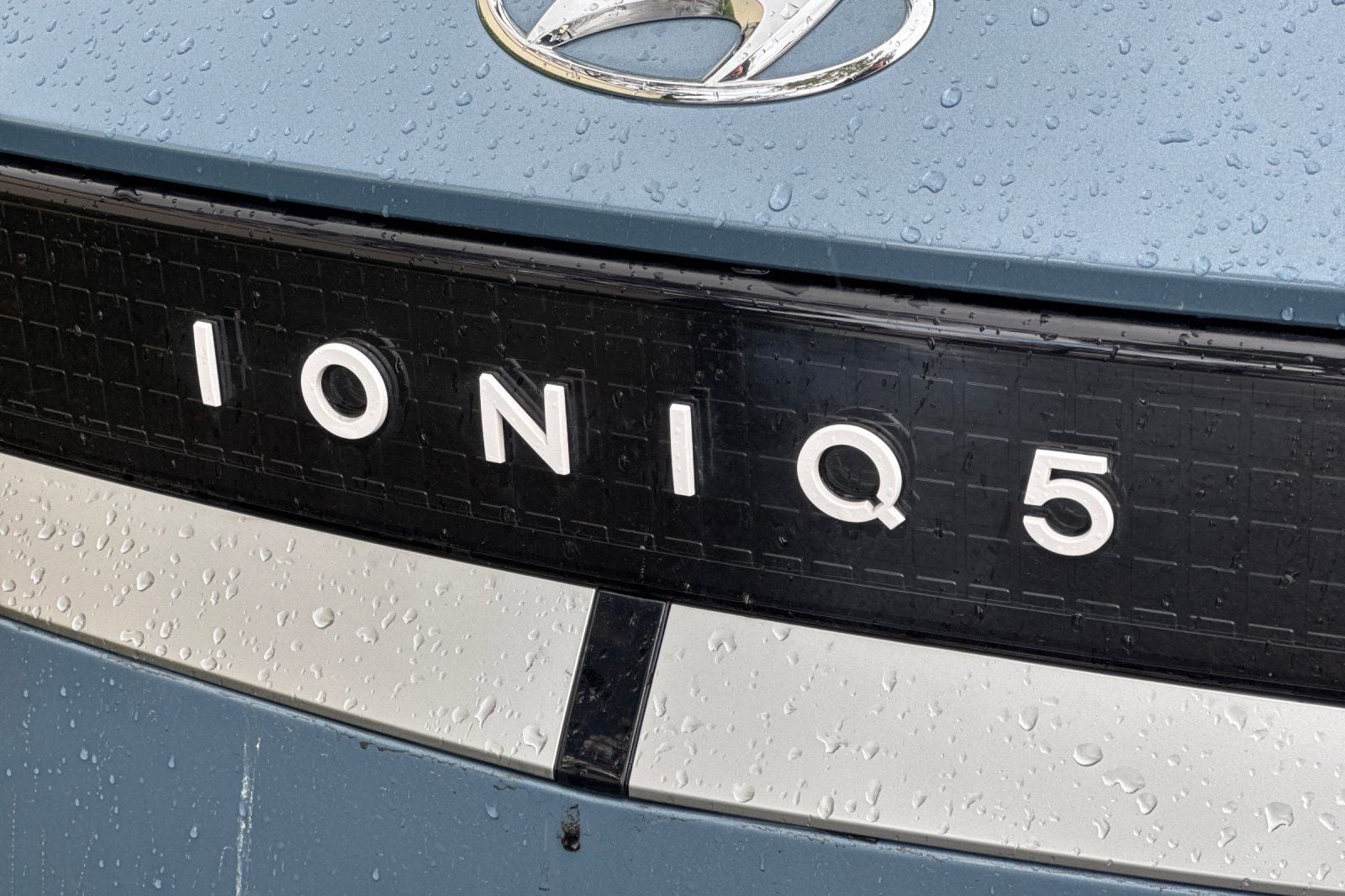 2024 Hyundai IONIQ 5 SE