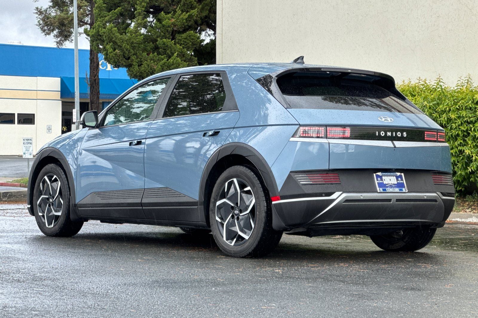 2024 Hyundai IONIQ 5 SE