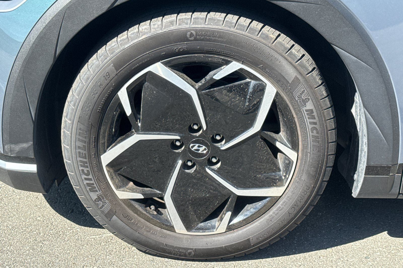 2024 Hyundai IONIQ 5 SEL