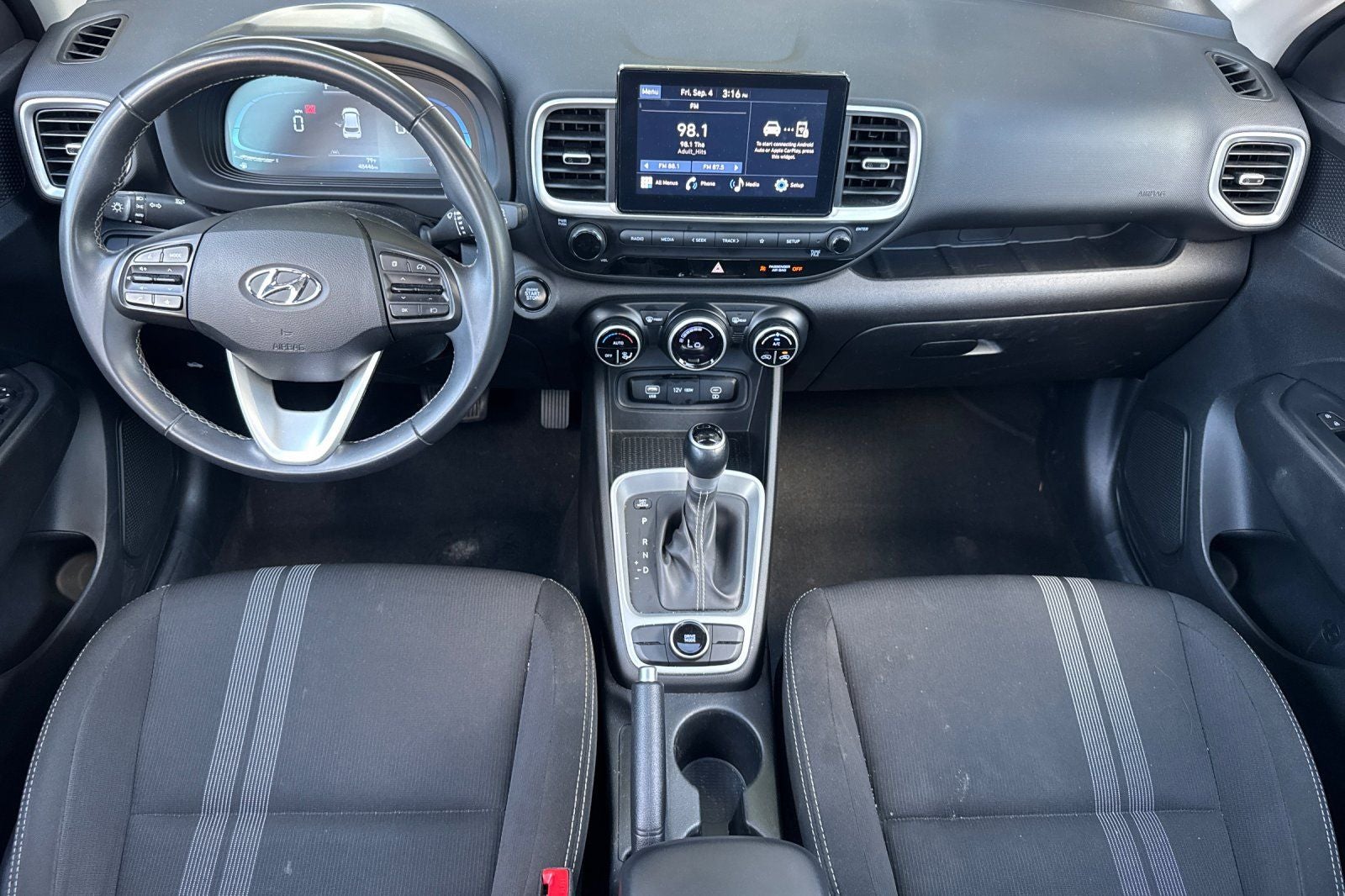 2025 Hyundai Venue SEL