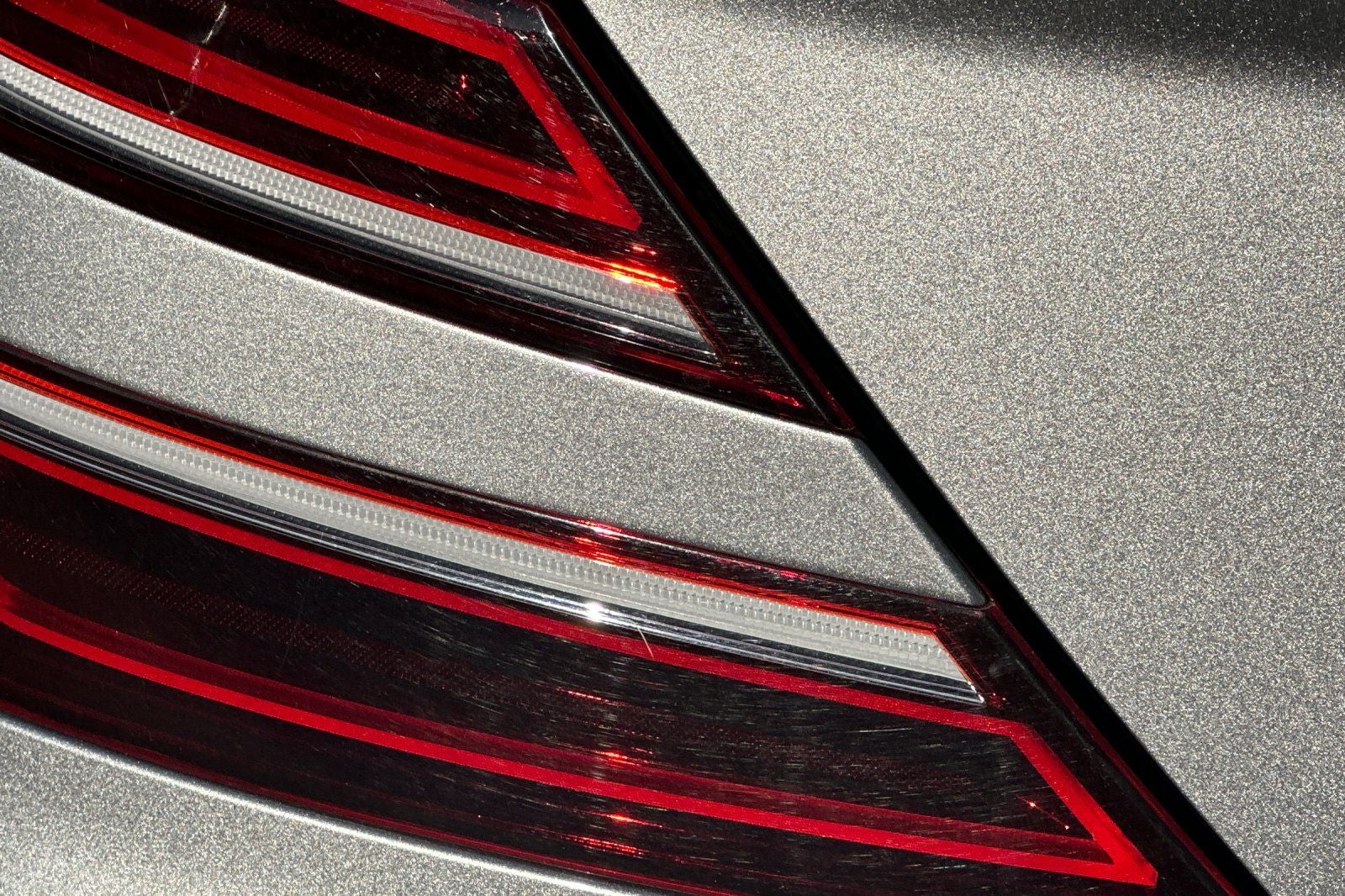 2024 Genesis G70 2.5T