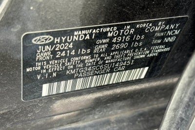 2025 Genesis G70 2.5T