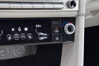 2024 Genesis G70 2.5T