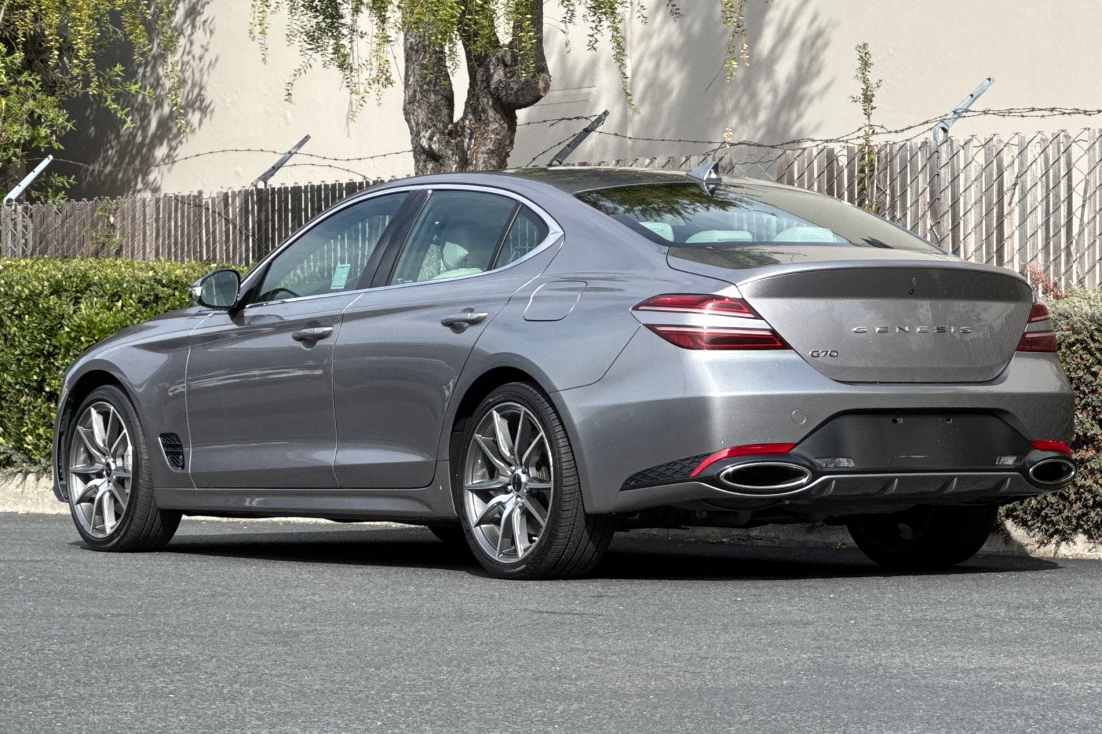 2024 Genesis G70 2.5T