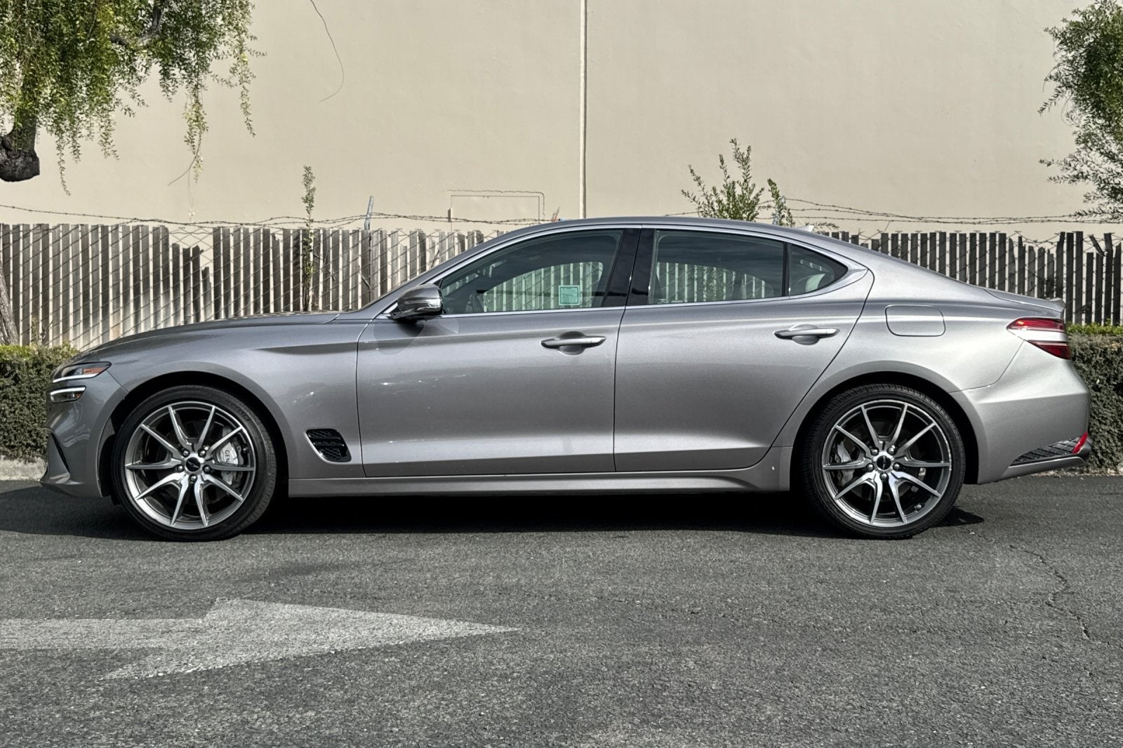 2024 Genesis G70 2.5T