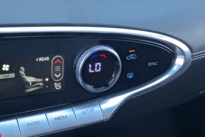 2025 Genesis GV70 2.5T 2.5T AWD