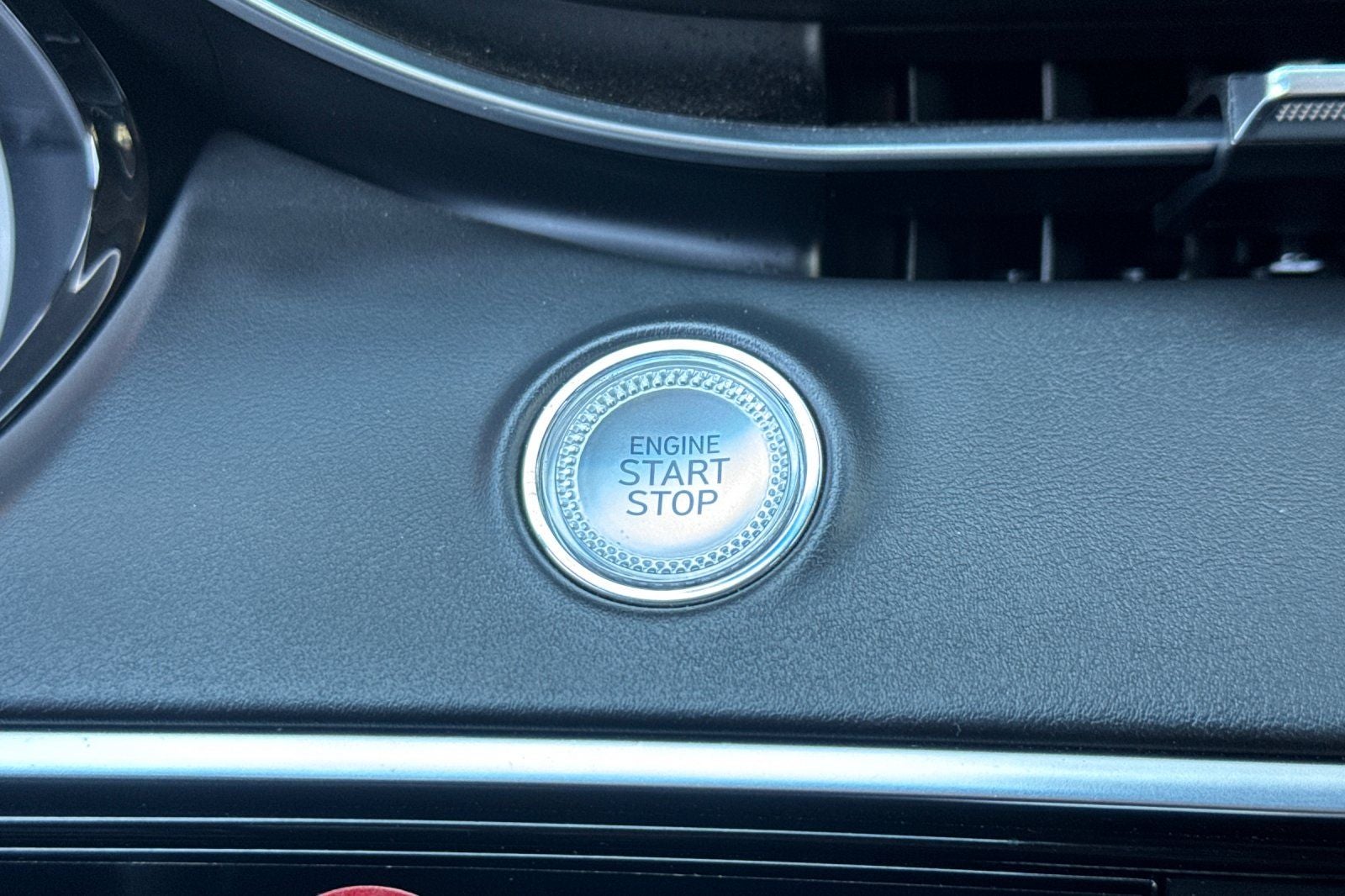 2025 Genesis GV70 2.5T 2.5T AWD