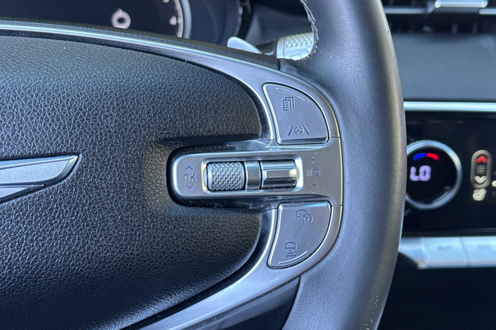 2025 Genesis GV70 2.5T 2.5T AWD